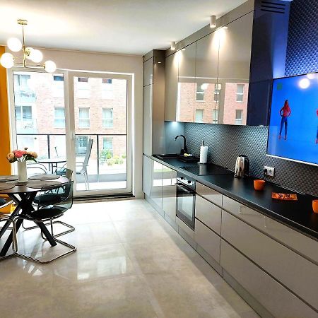 Mak Apartment Grobla - Free Parking - 3 Rooms グダニスク エクステリア 写真