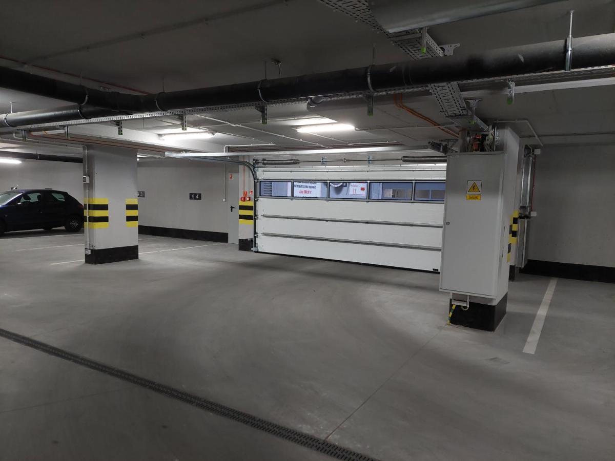 Mak Apartment Grobla - Free Parking - 3 Rooms グダニスク エクステリア 写真