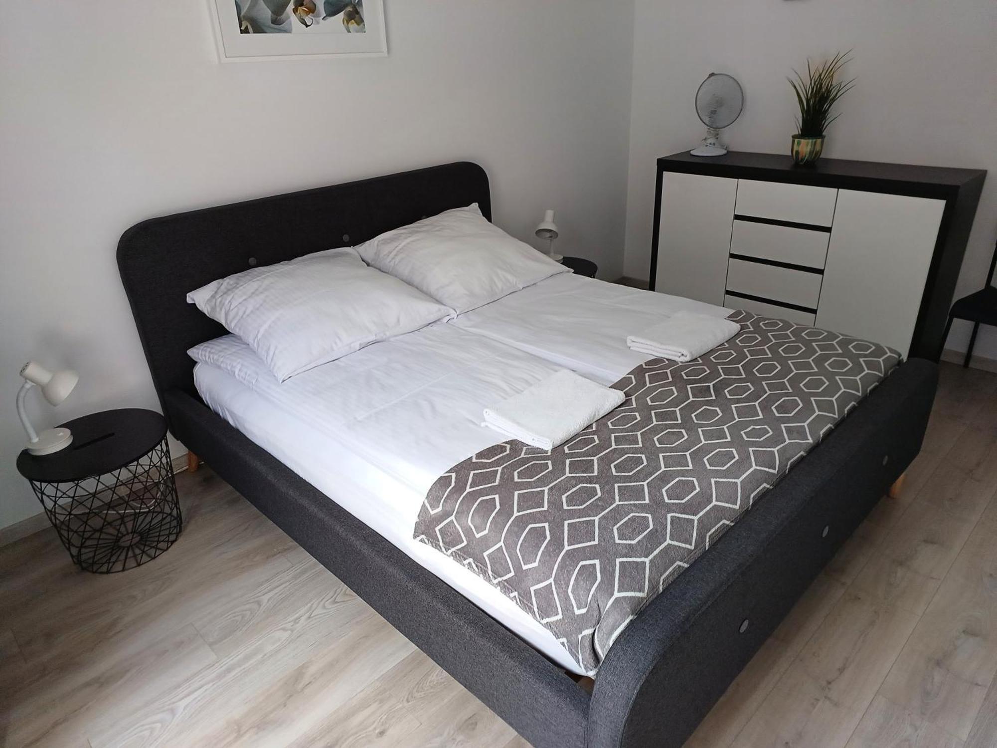 Mak Apartment Grobla - Free Parking - 3 Rooms グダニスク エクステリア 写真